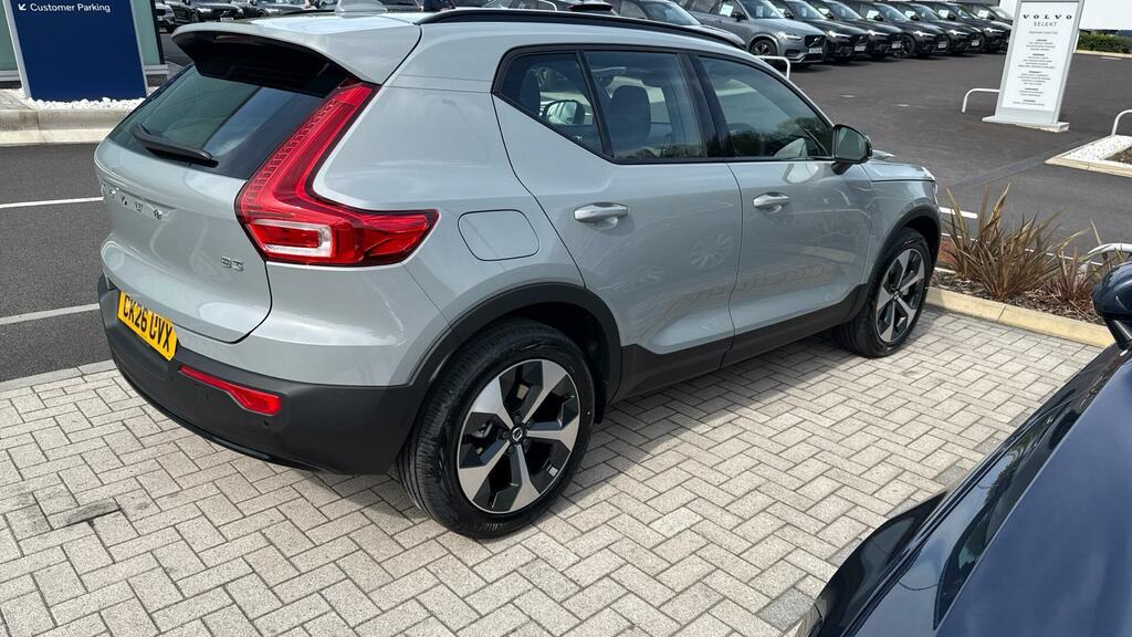 Volvo XC40 Black Edition Plus, B4 Mild Hybrid, Blue #25