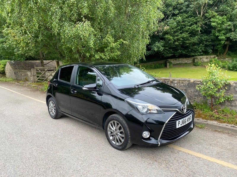 Toyota Yaris 1.33 Dual Vvt-i Icon Black #3
