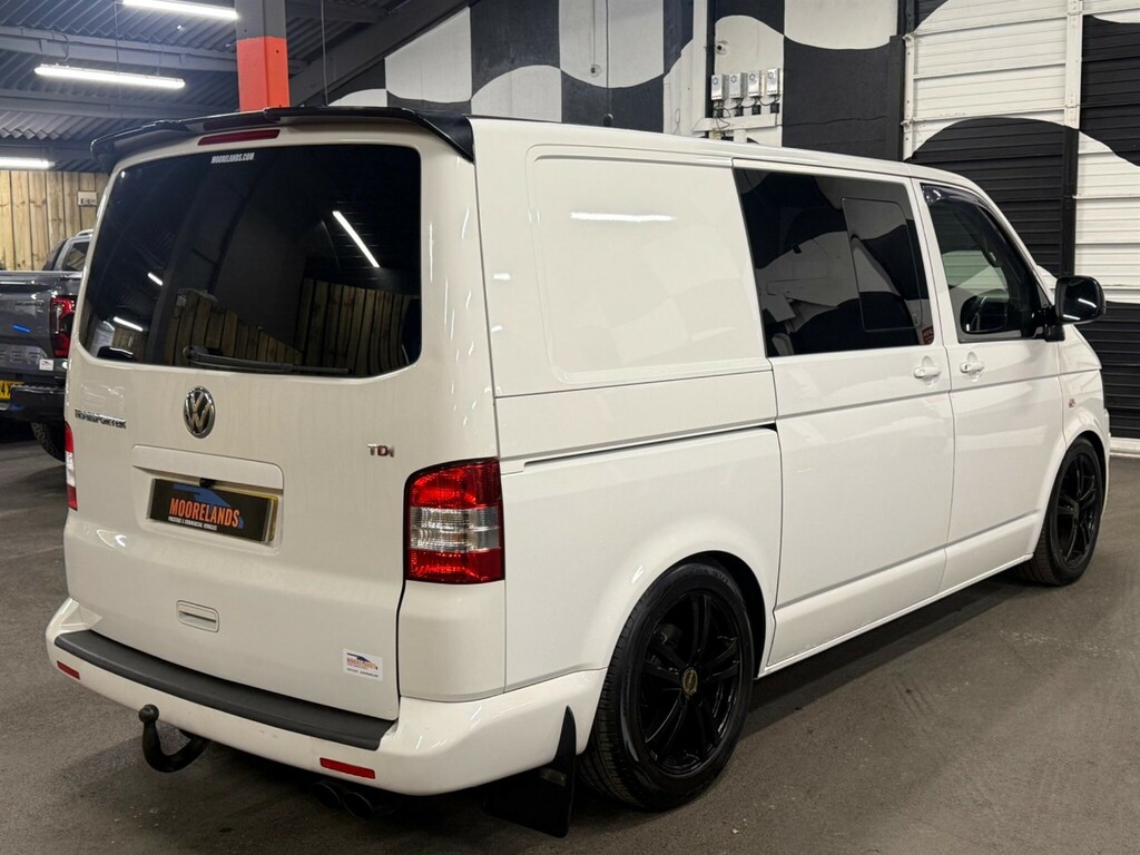 Volkswagen Transporter Panel Van White #8