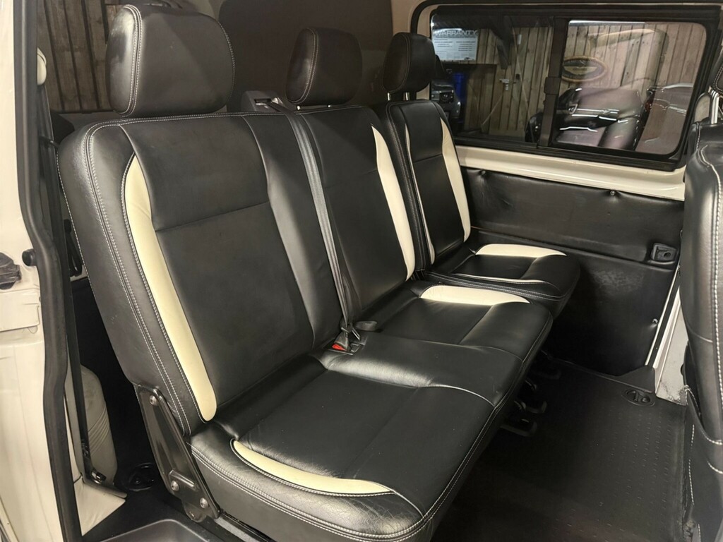 Volkswagen Transporter Panel Van White #6
