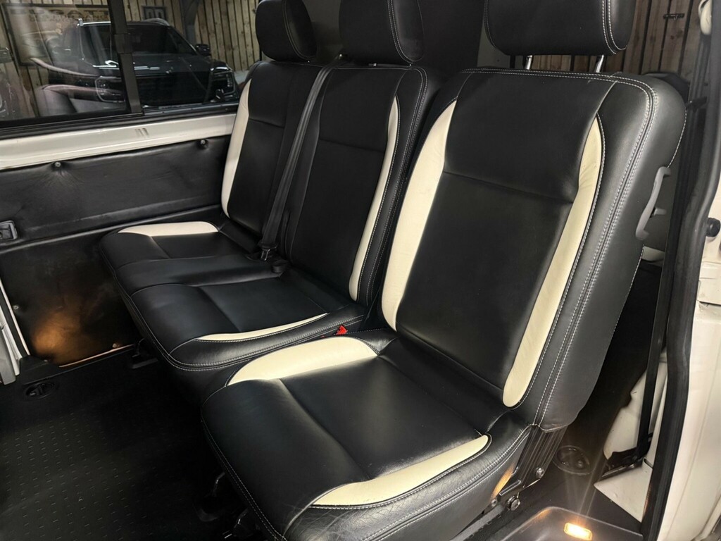 Volkswagen Transporter Panel Van White #17