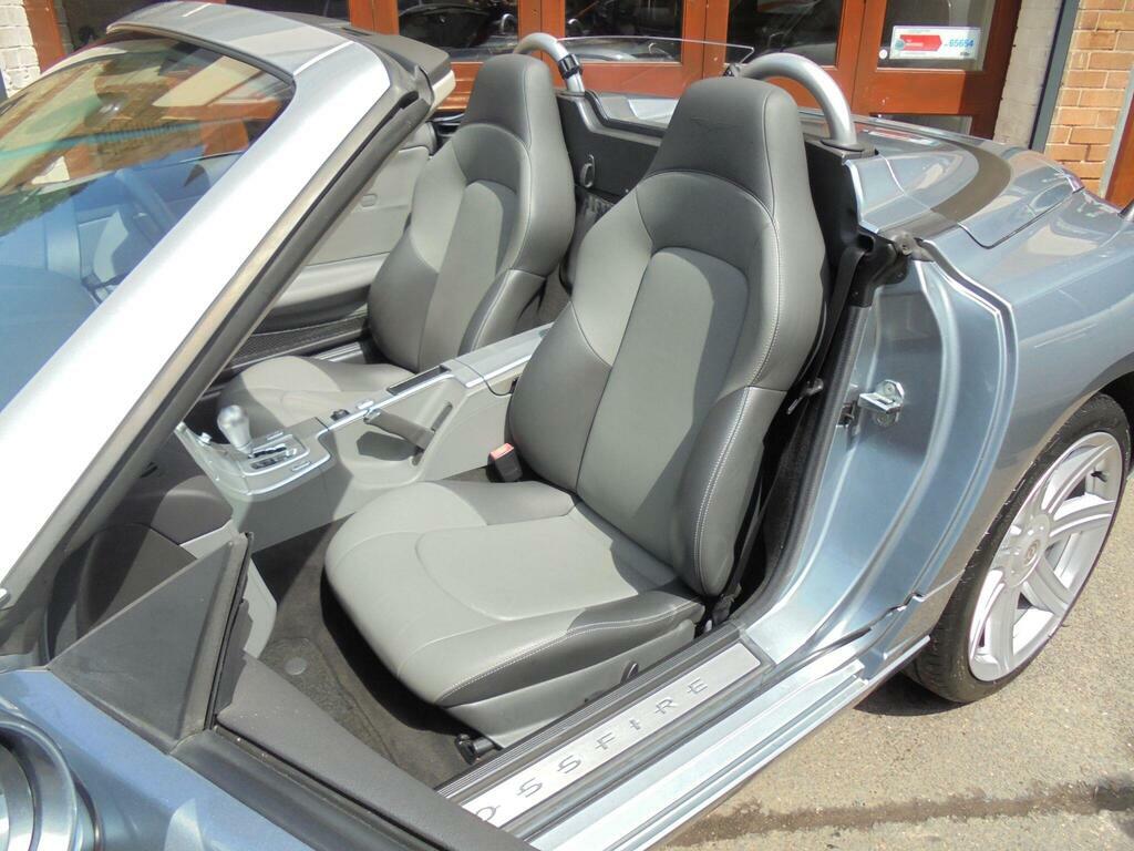 Chrysler Crossfire 3.2 V6 Grey #14