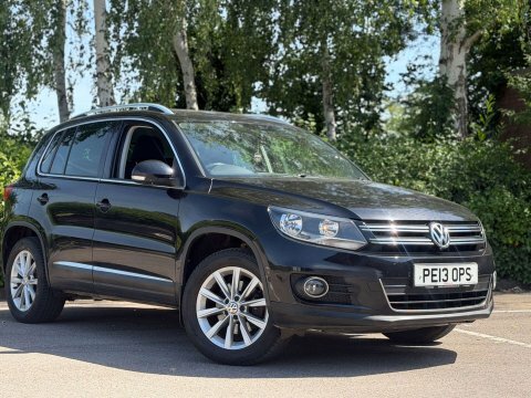 Volkswagen Tiguan 2.0 Tdi Bluemotion Tech Black #1