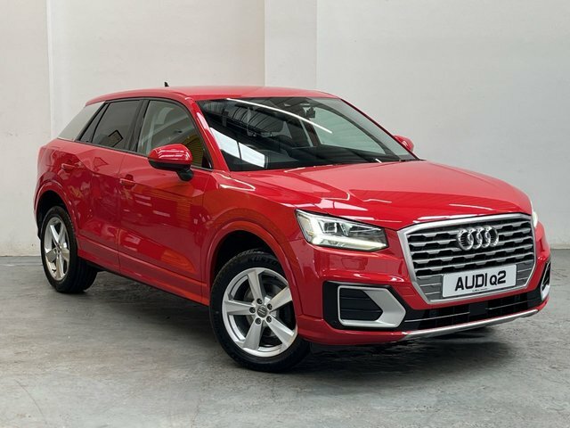 Audi Q2 30 Tfsi Sport Red