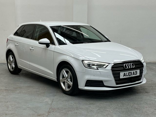 Audi A3 1.4Tfsi Sport Sportback S Tronic White #3