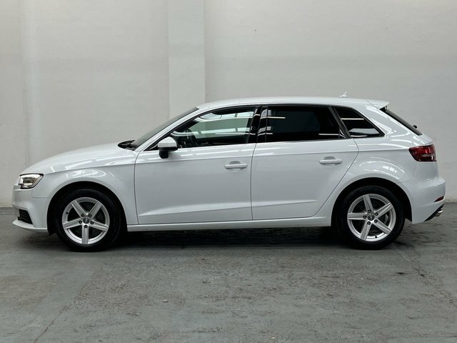 Audi A3 1.4Tfsi Sport Sportback S Tronic White #4