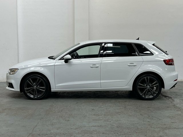 Audi A3 1.4Tfsi Sport Sportback S Tronic LMZ5089 White #4