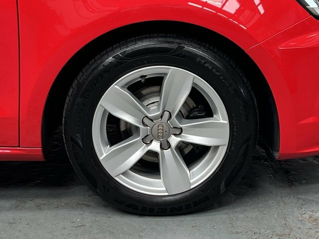 Audi A1 1.0 Tfsi Sport S Tronic Red #5