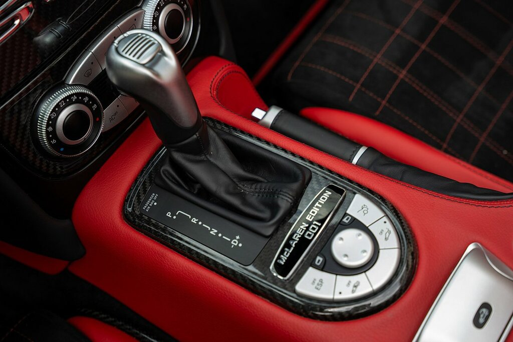 Mercedes-Benz SLR McLaren Roadster Blue #64