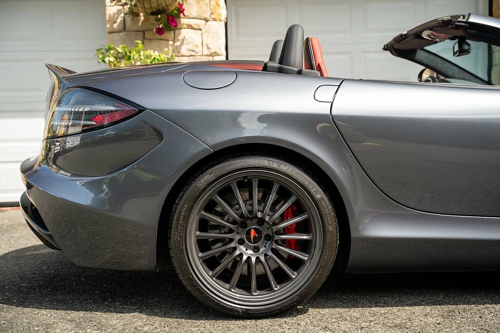 Mercedes-Benz SLR McLaren 5.4 V8 Coupe 617 Bhp Grey #6