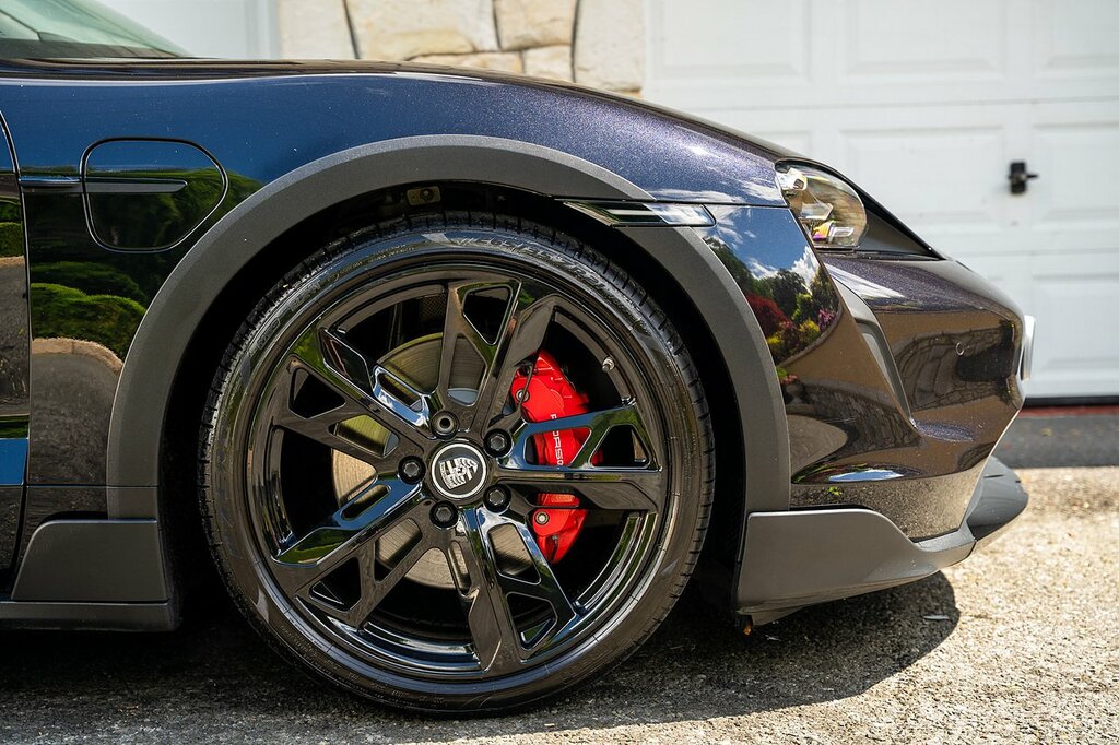 Porsche Taycan Performance Plus 93.4Kwh 4S Cross Turismo Elec GX23VNP Black #4