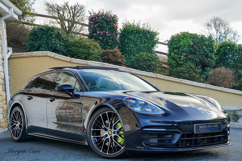 Porsche Panamera 2.9 V6 E-hybrid 17.9Kwh 4 Sport Turismo PGZ5381 Black