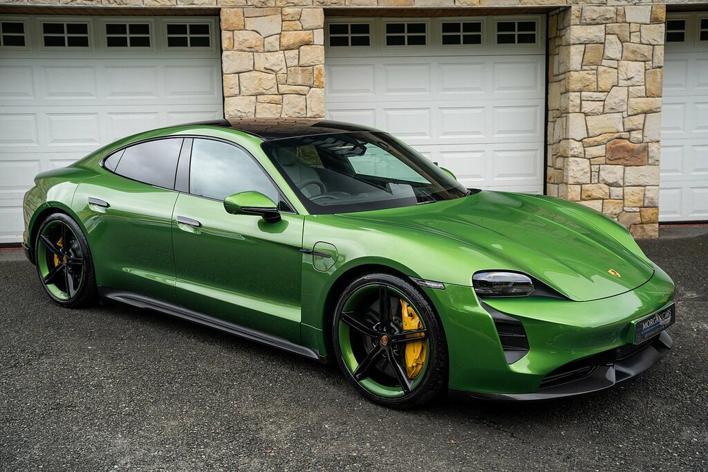 Porsche Taycan Performance Plus 93.4Kwh Turbo S Saloon Electr Green #3