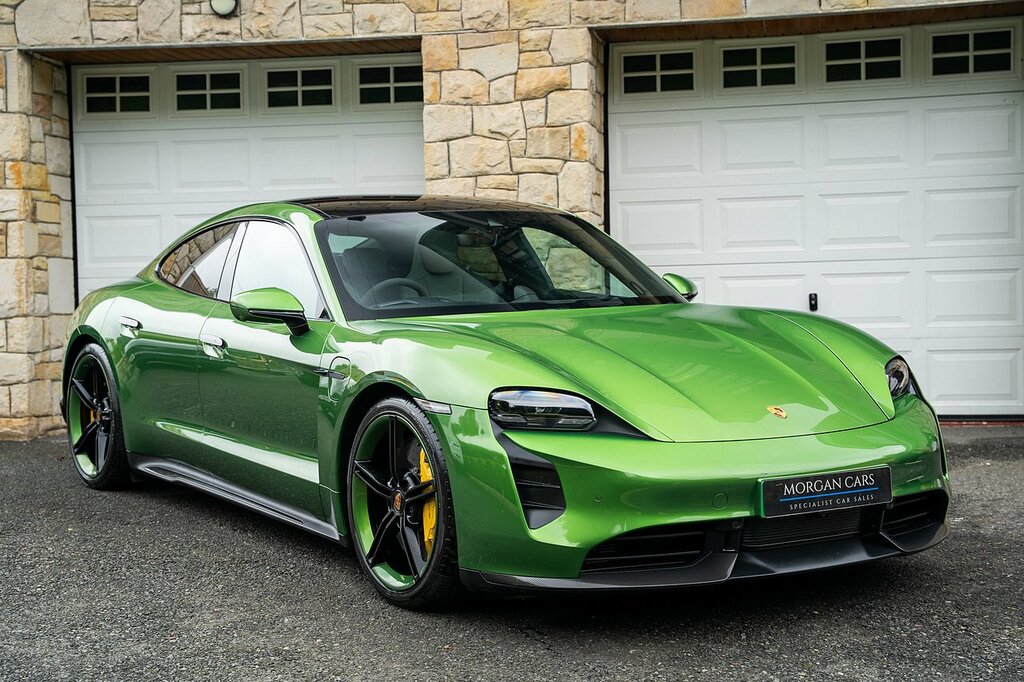Porsche Taycan Performance Plus 93.4Kwh Turbo S Saloon Electr Green #2