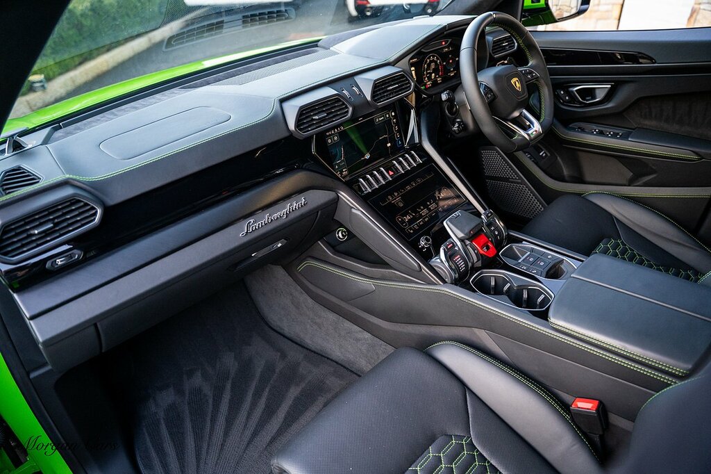Lamborghini Urus V8 Performante Grey #66