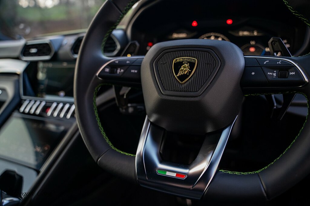 Lamborghini Urus V8 Performante Grey #58