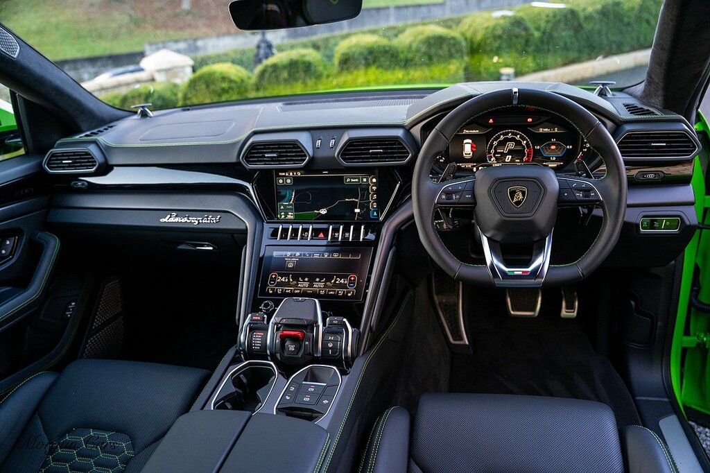 Lamborghini Urus V8 Performante Grey #53