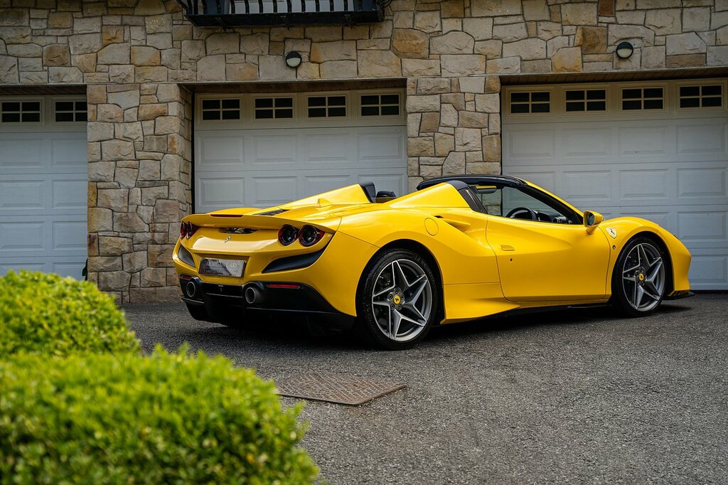 Ferrari F8 Spider F8 Spider Yellow #19