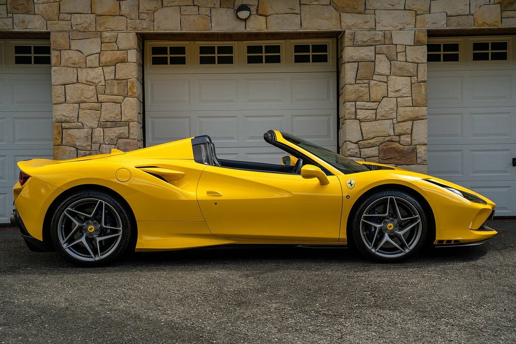 Ferrari F8 Spider 3.9T V8 Convertible F1 Dct Euro 6 Ss Yellow #3