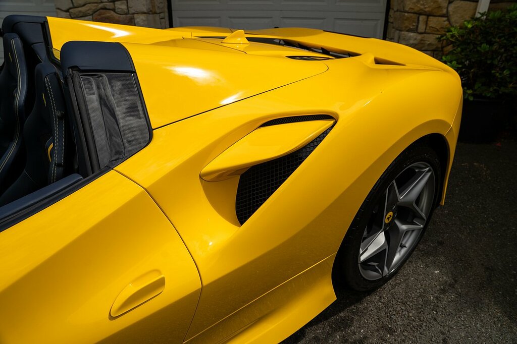 Ferrari F8 Spider F8 Spider Yellow #39