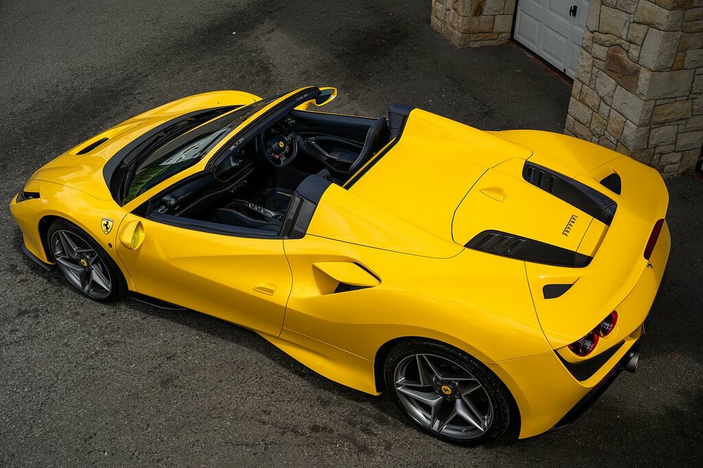Ferrari F8 Spider F8 Spider Yellow #38
