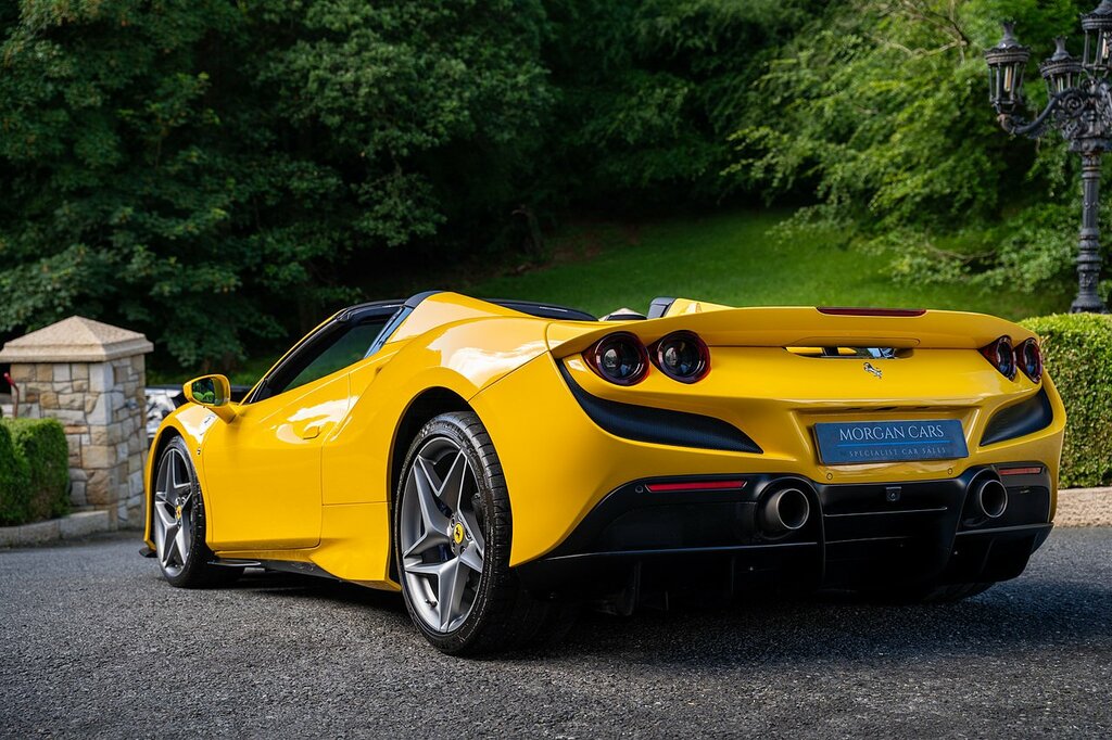Ferrari F8 Spider F8 Spider Yellow #90