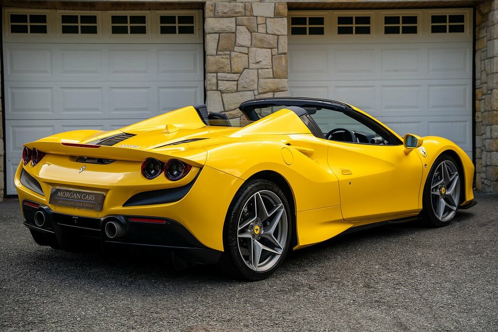 Ferrari F8 Spider F8 Spider Yellow #18