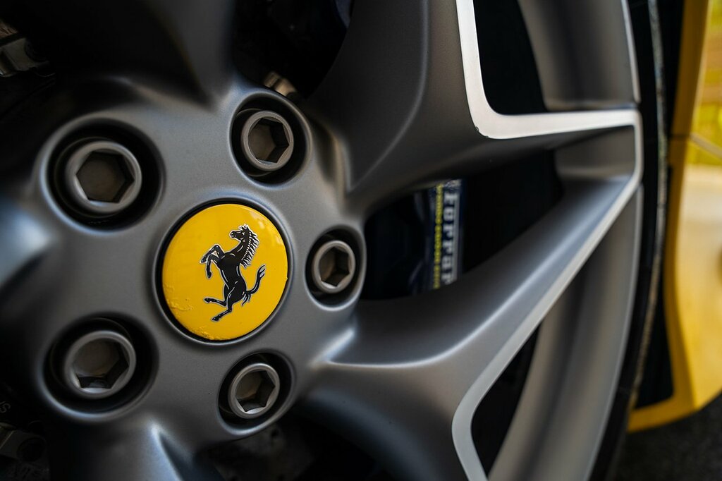 Ferrari F8 Spider F8 Spider Yellow #41