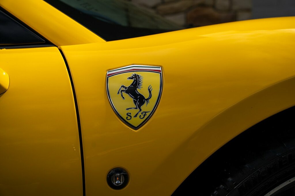 Ferrari F8 Spider 3.9T V8 Convertible F1 Dct Euro 6 Ss Yellow #5