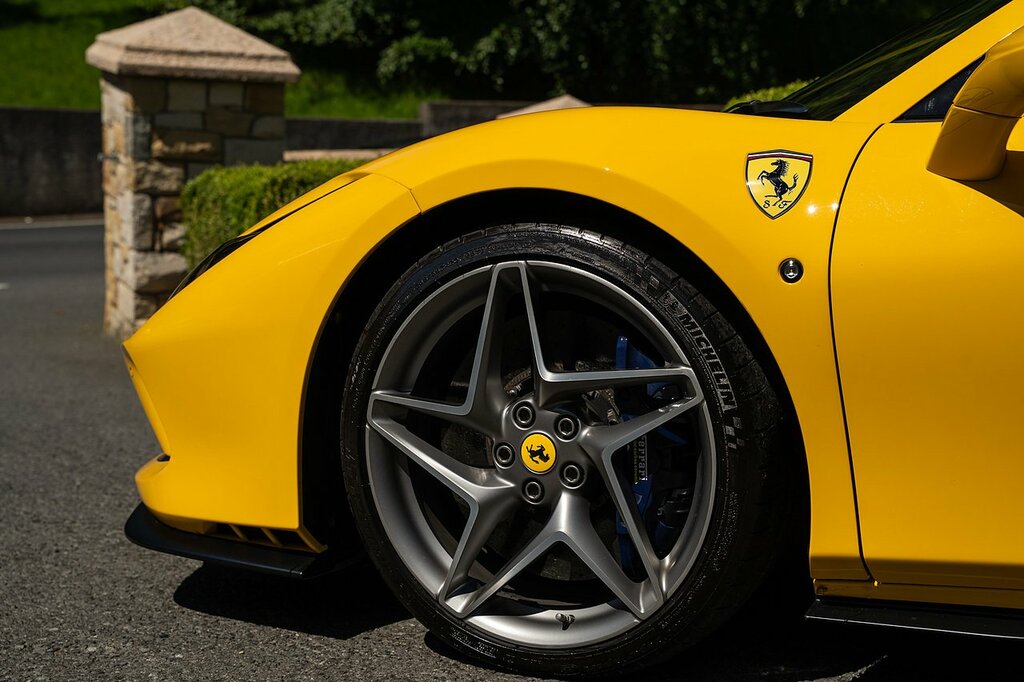 Ferrari F8 Spider F8 Spider Yellow #92