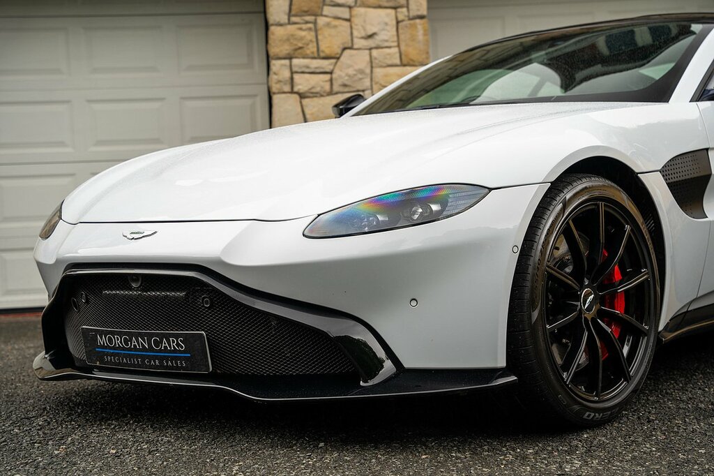 Aston Martin Vantage Vantage Green #37