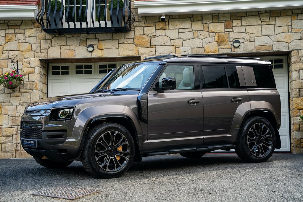 Land Rover Defender 110 X-dynamic Se Red #45