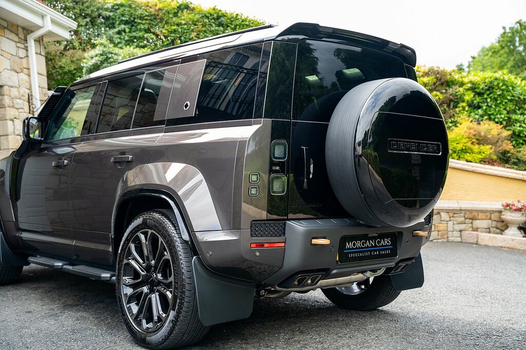 Land Rover Defender 110 X-dynamic Se Red #9