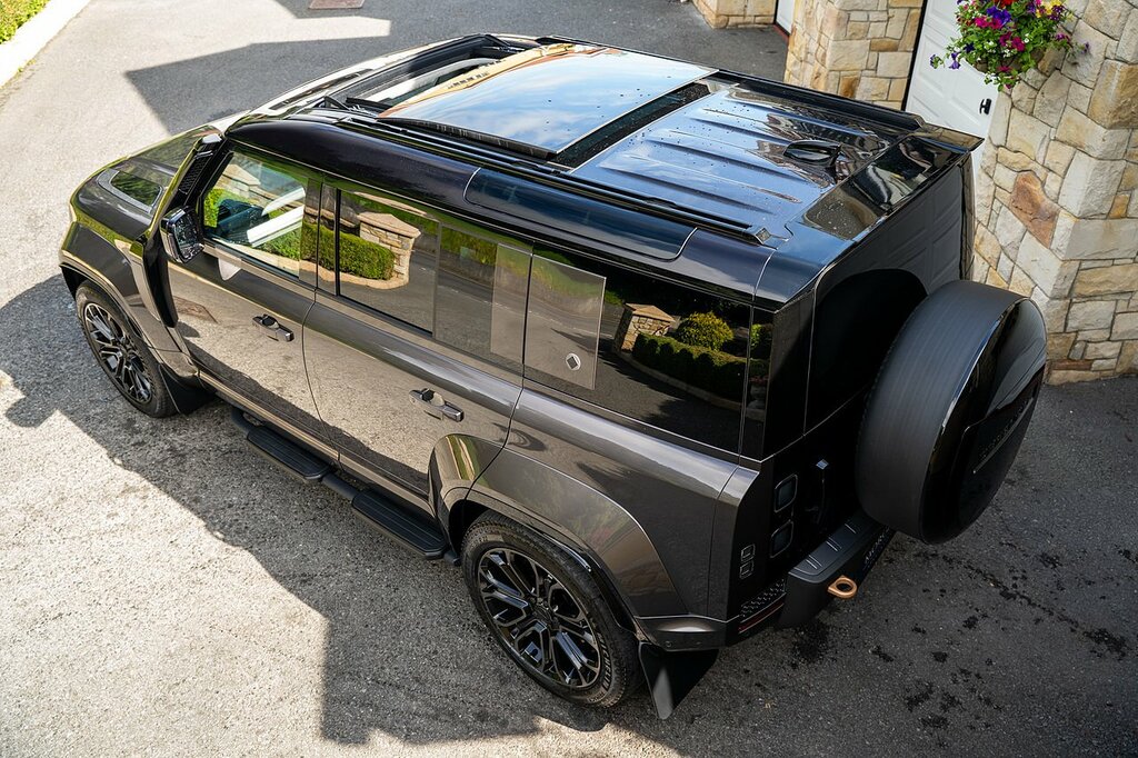 Land Rover Defender 110 X-dynamic Se Red #46
