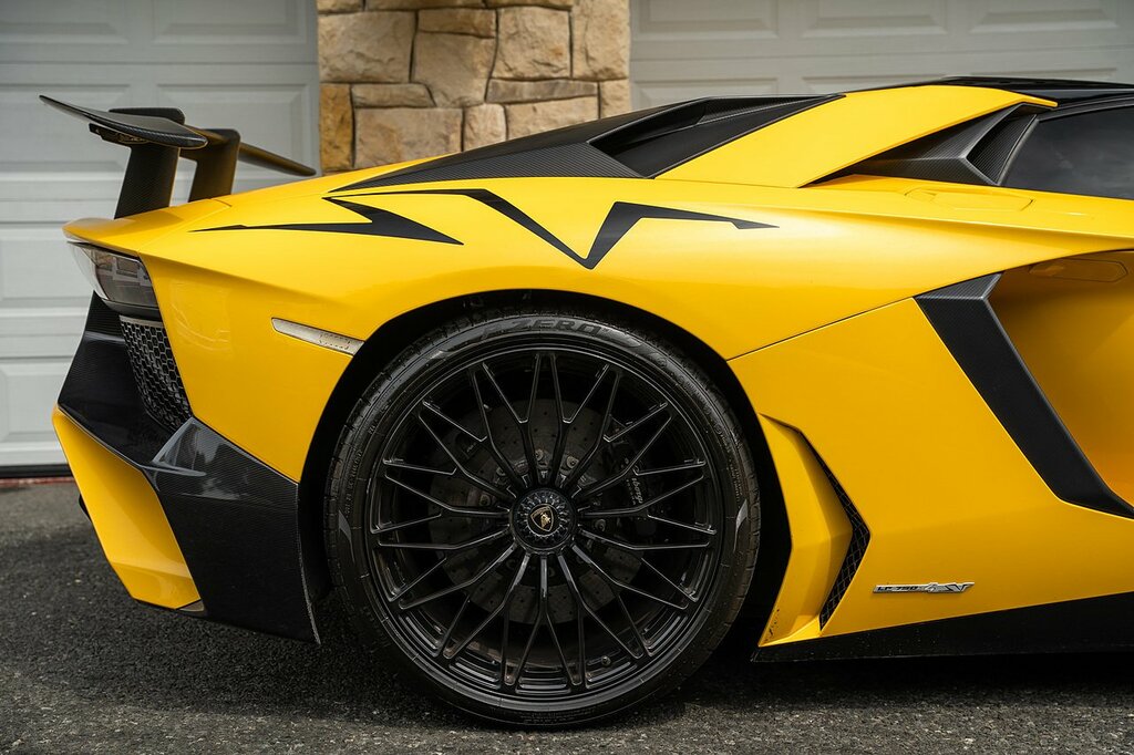 Lamborghini Aventador 6.5 V12 Lp 750-4 Superveloce Roadster I Yellow #6