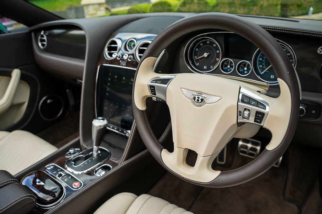 Bentley Continental Gt 4.0 V8 Citytouring Spec  #47