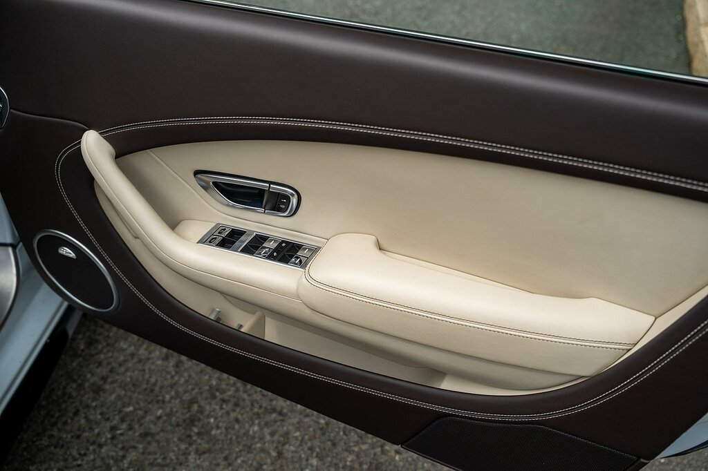 Bentley Continental Gt 4.0 V8 Citytouring Spec  #79