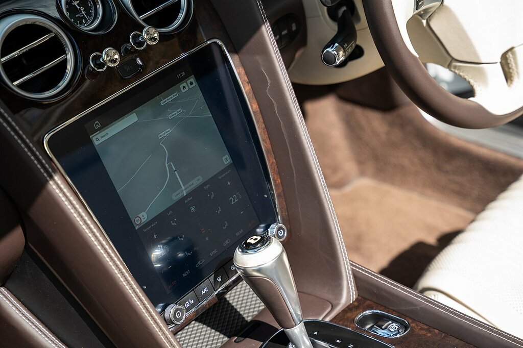 Bentley Continental Gt 4.0 V8 Citytouring Spec  #65