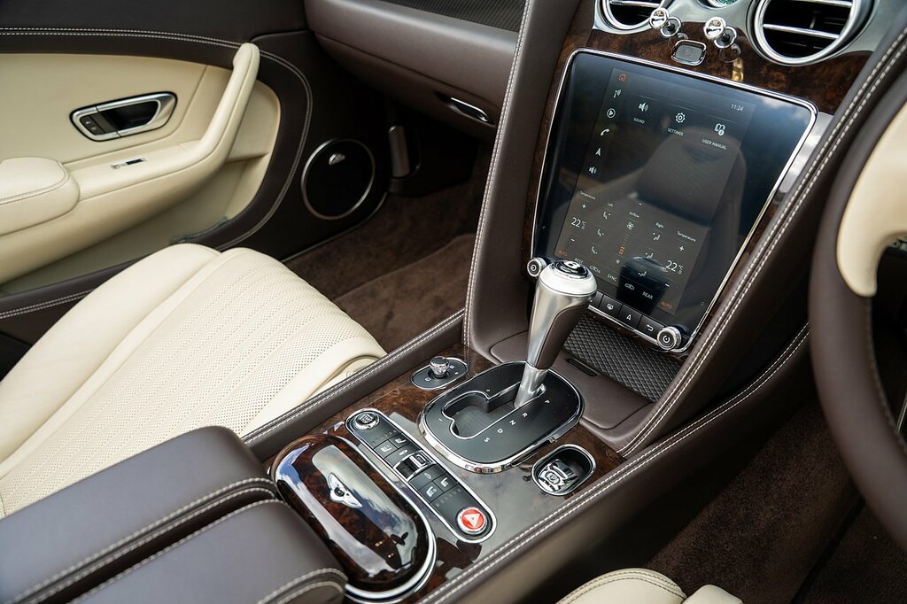 Bentley Continental Gt 4.0 V8 Citytouring Spec  #48