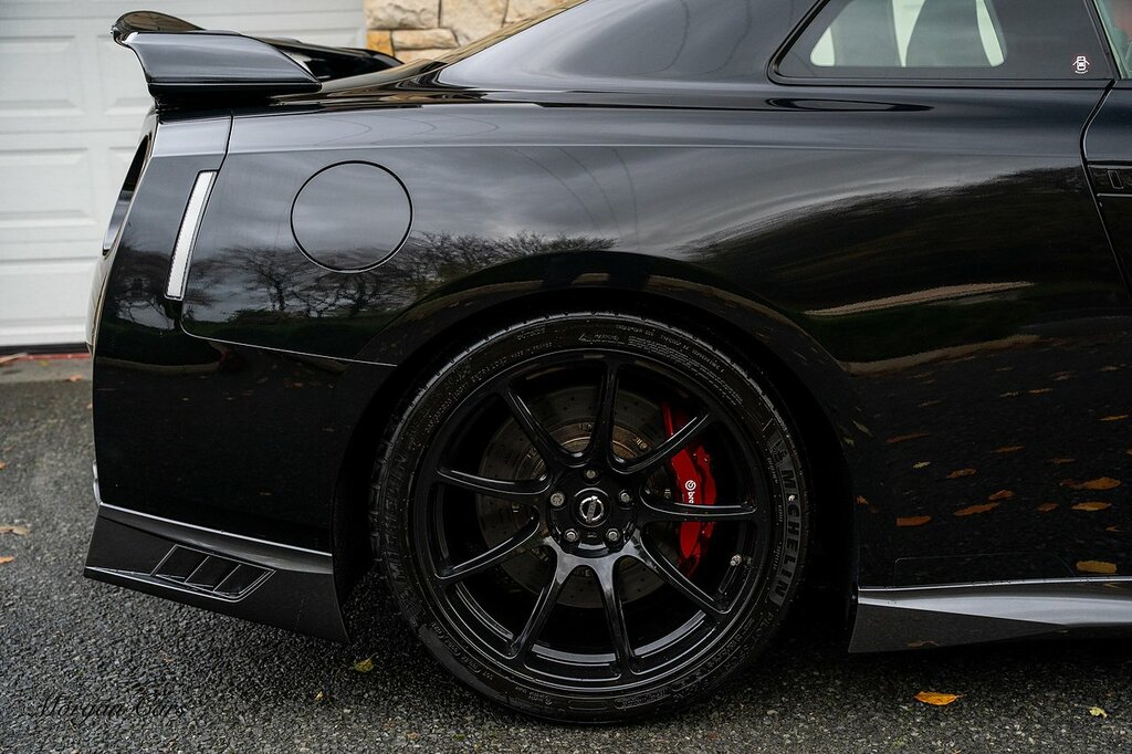 Nissan GT-R Coupe Grey #11