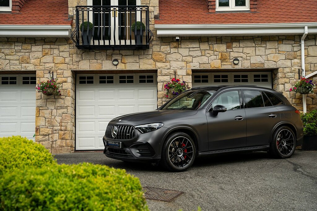 Mercedes-Benz GLC Class 2018 2.0 Glc 250 4Matic Amg Line Premium Plus 2 Grey #36