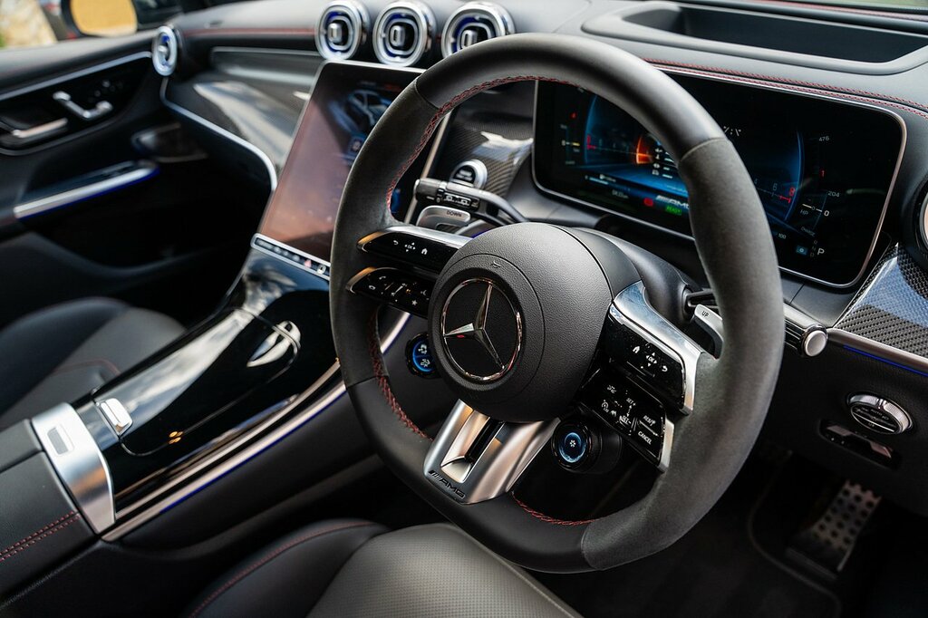 Mercedes-Benz GLC Class 2018 2.0 Glc 250 4Matic Amg Line Premium Plus 2 Grey #51