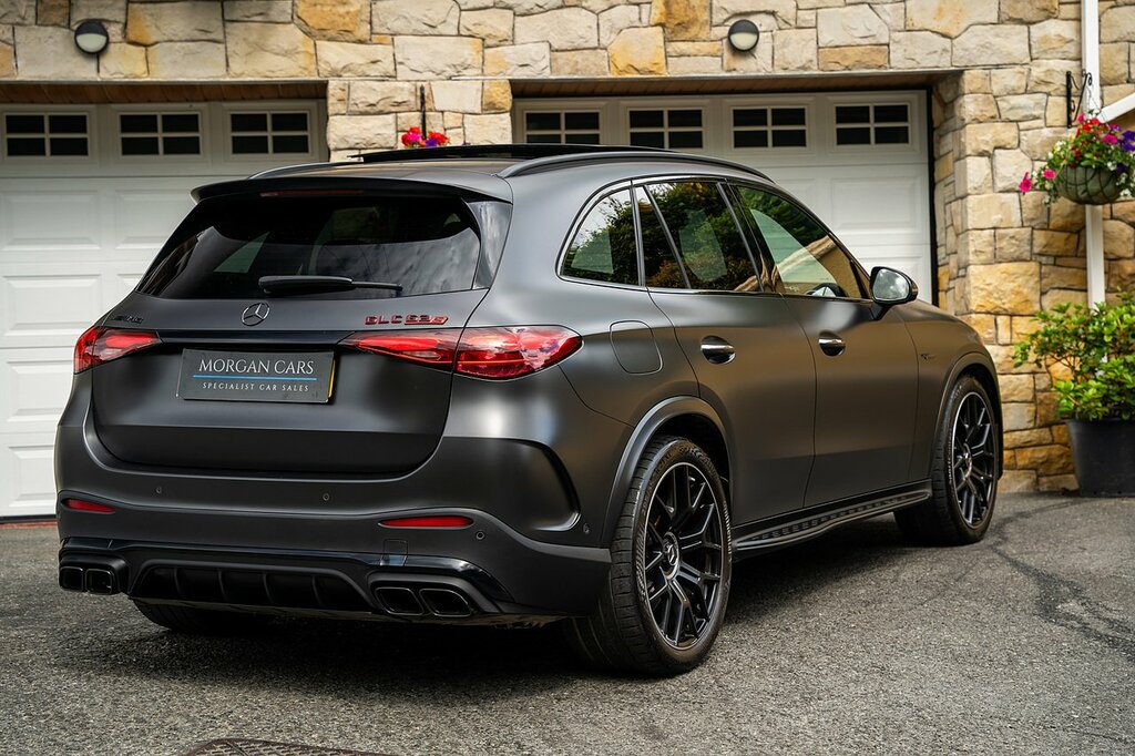 Mercedes-Benz GLC Class 2018 2.0 Glc 250 4Matic Amg Line Premium Plus 2 Grey #17