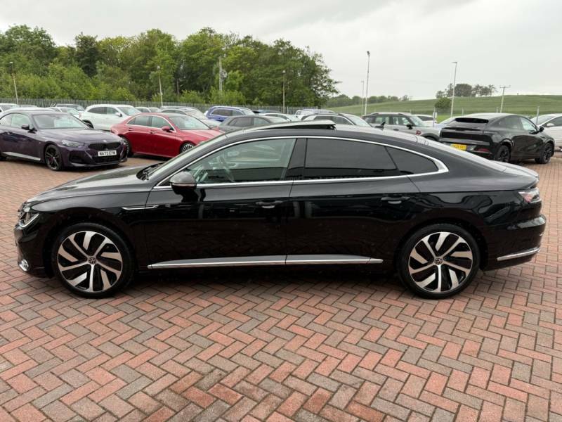 Volkswagen Arteon 2.0Tdi 150 R-line Black #6