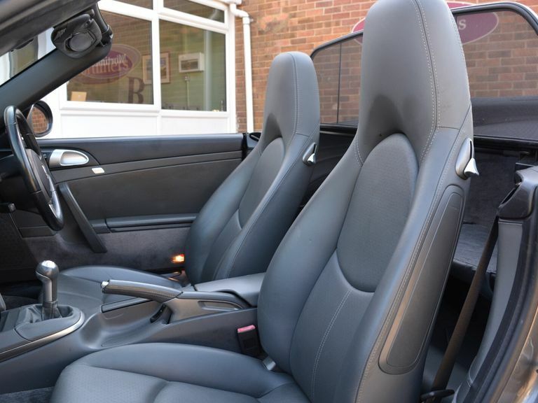Porsche 911 997 Carrera S Silver #17