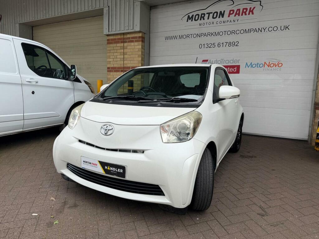 Toyota IQ Hatchback 1.0 Vvt-i Euro 4 201010 YD10EVJ White #3