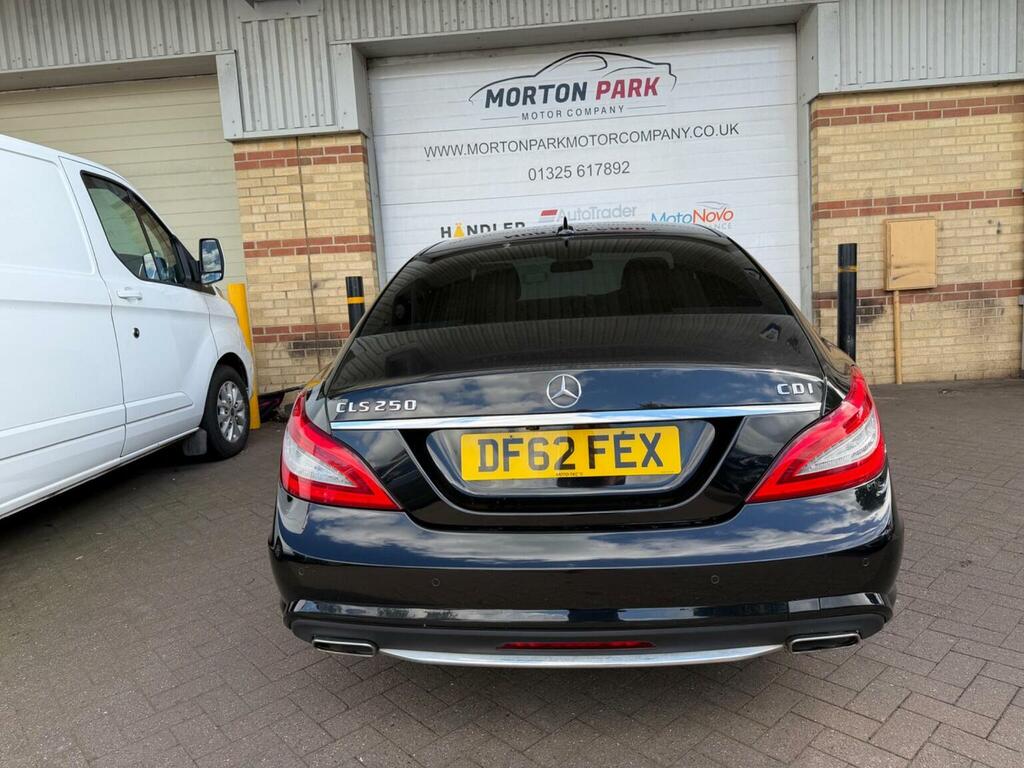 Mercedes-Benz CLS Saloon 2.1 Cls250 Cdi Blueefficiency Sport Coupe G DF62FEX Black #4