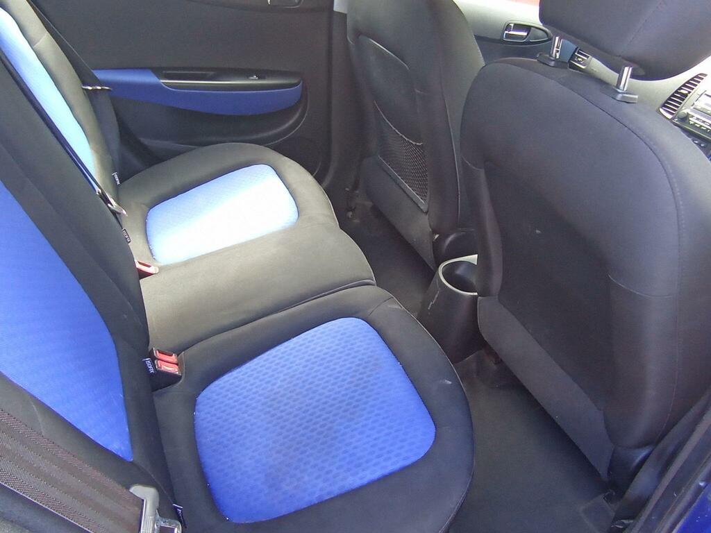 Hyundai I20 1.25 Zetec Red #10