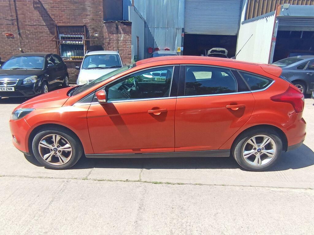Ford Focus 1.0T Ecoboost Zetec Euro 5 Ss Red #3