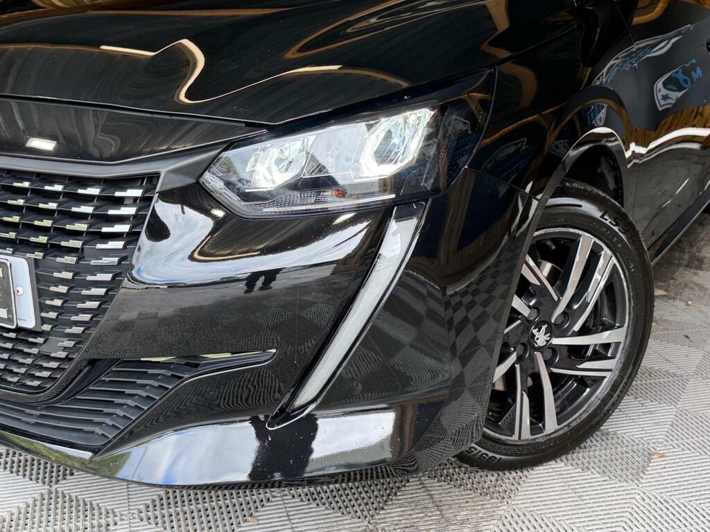 Peugeot 208 1.2 Puretech Allure Premium Eat Euro 6 Ss YC22MKM Black #6